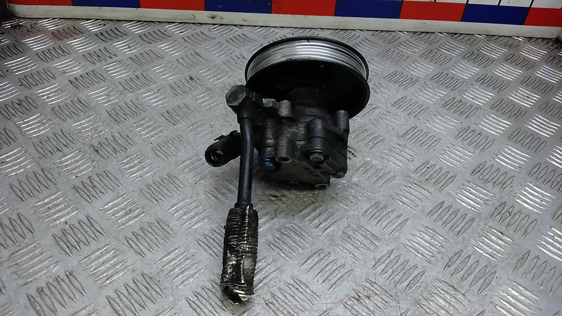 Насос ГУР (гидроусилитель руля)