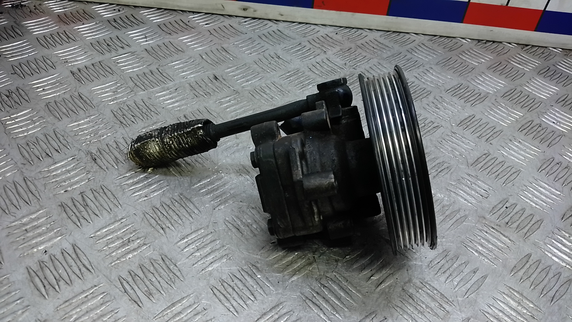 Насос ГУР (гидроусилитель руля)