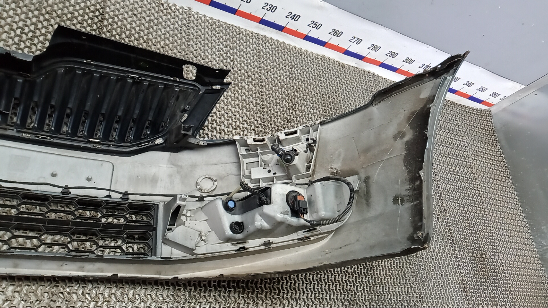 Бампер передний