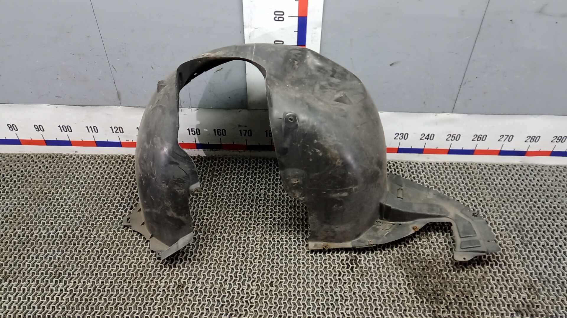 Локер передний левый