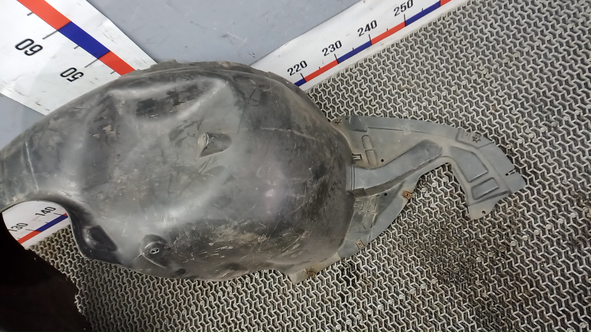 Локер передний левый