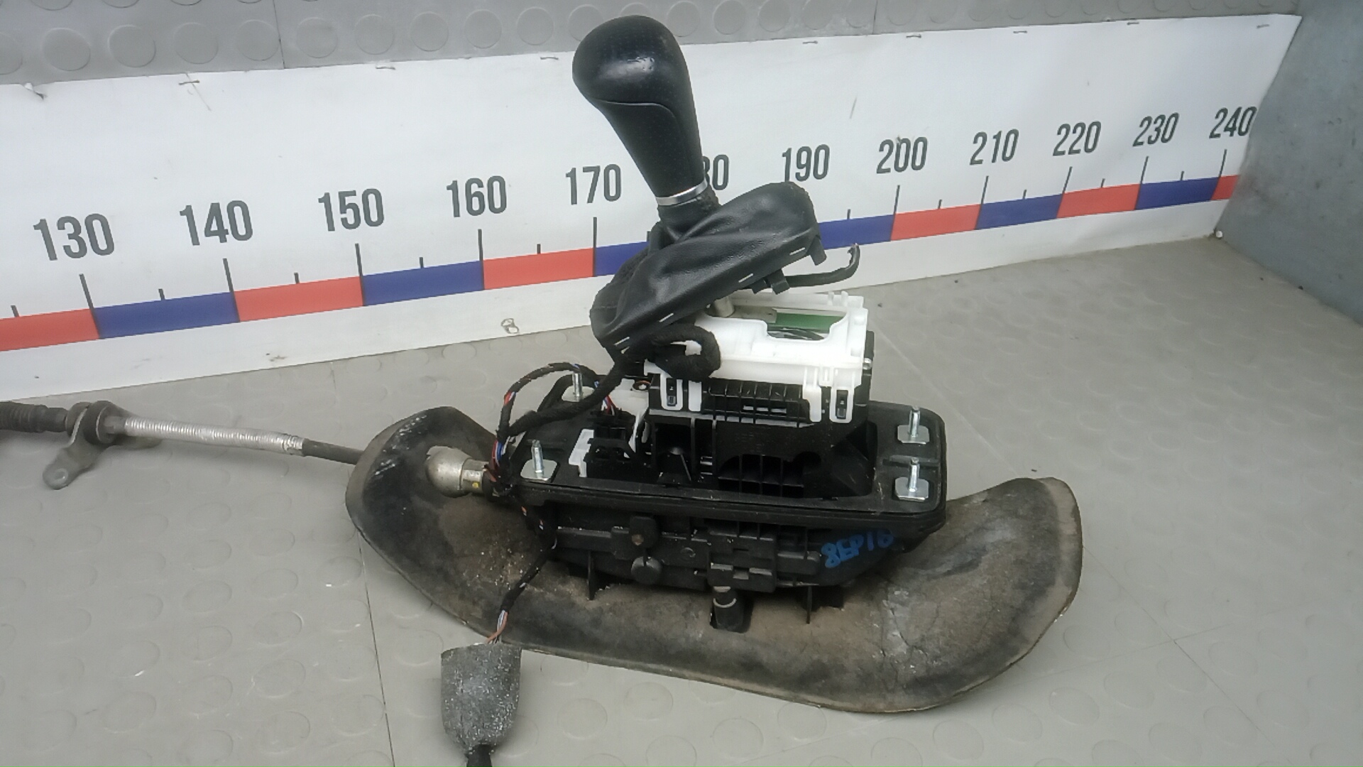 Кулиса МКПП / АКПП