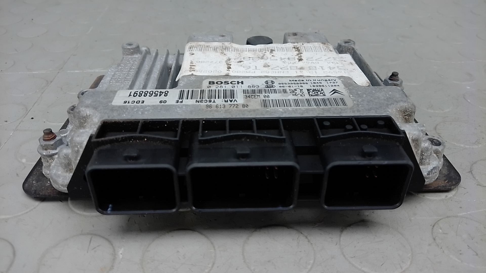 Блок управления двигателем