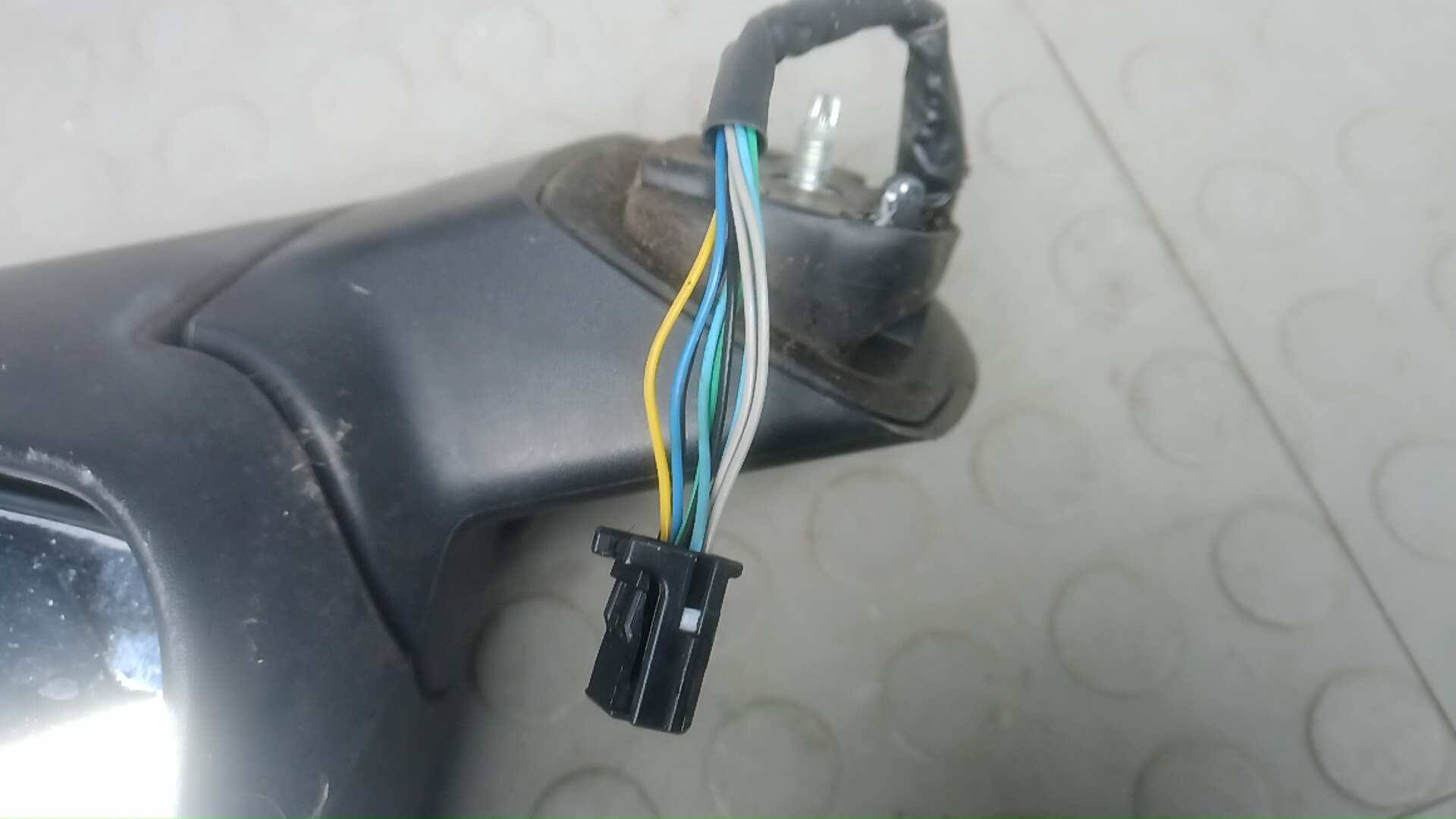 Зеркало левое электрическое