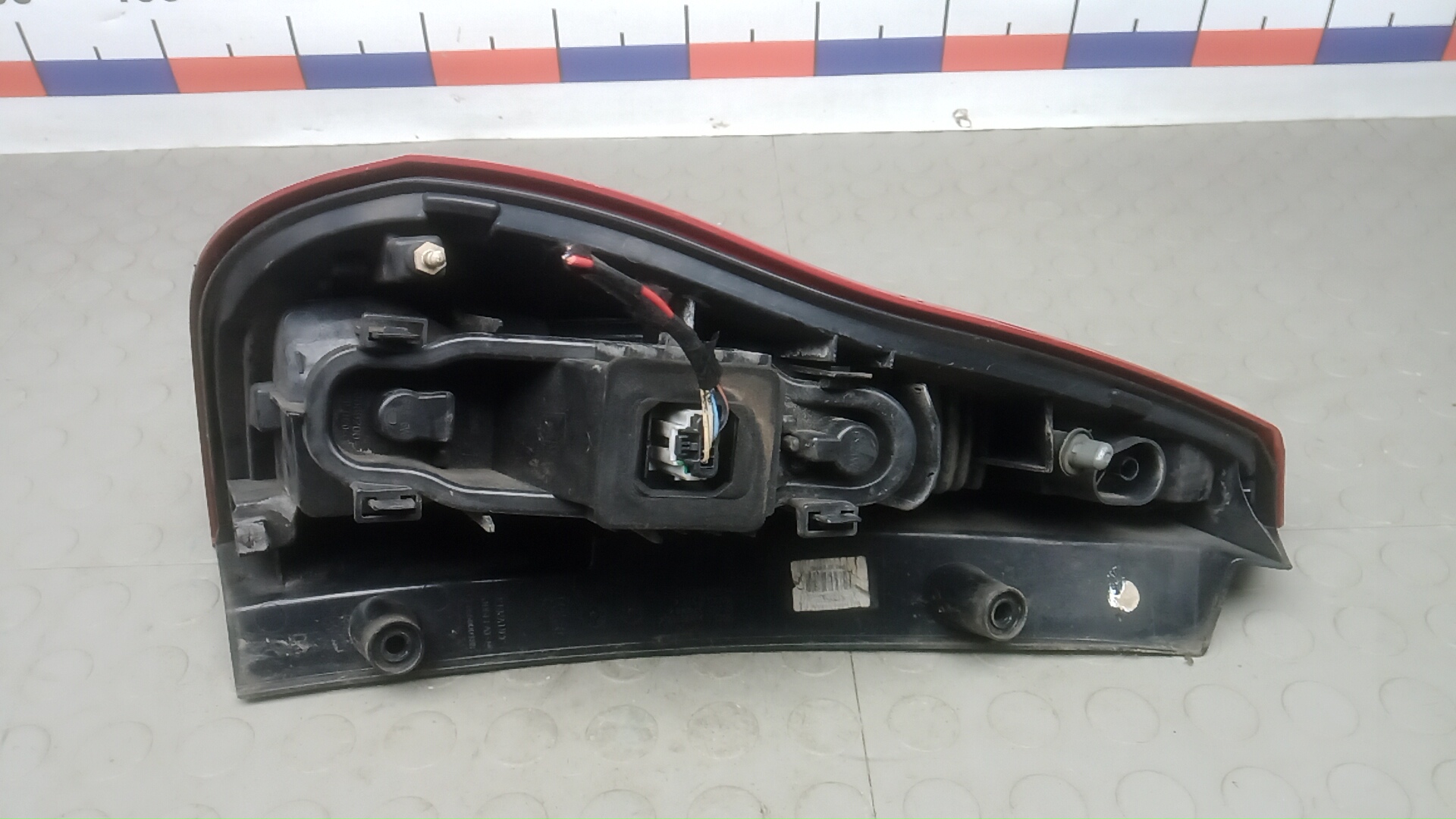 Фонарь задний правый