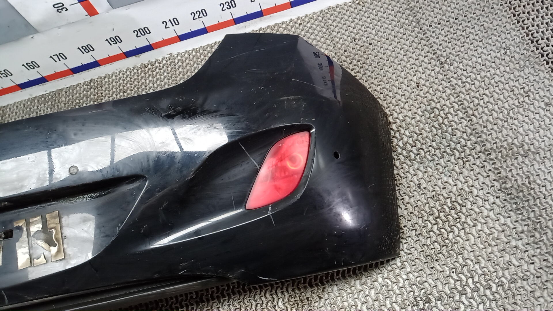 Бампер задний