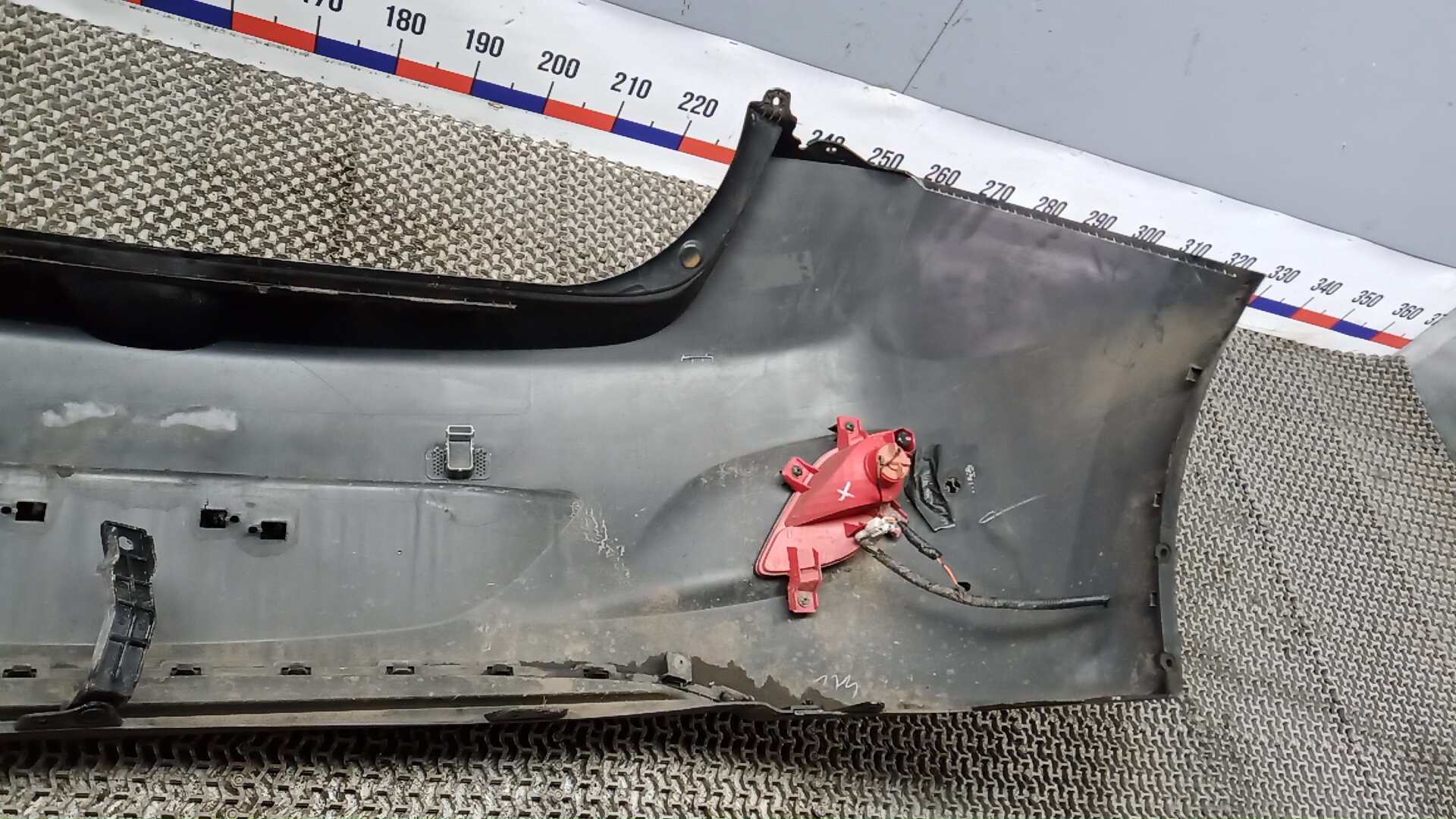 Бампер задний