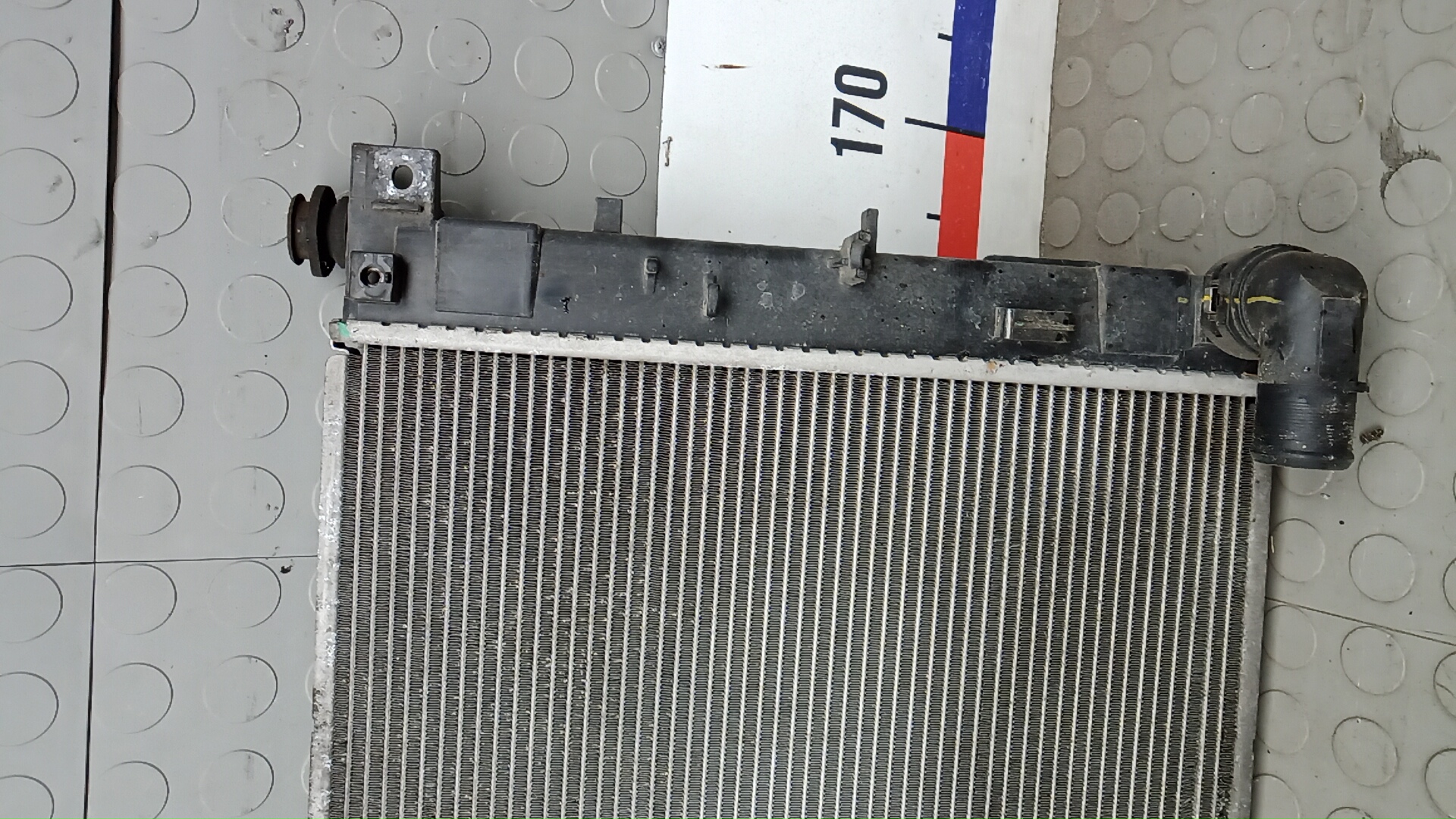 Радиатор охлаждения двигателя основной