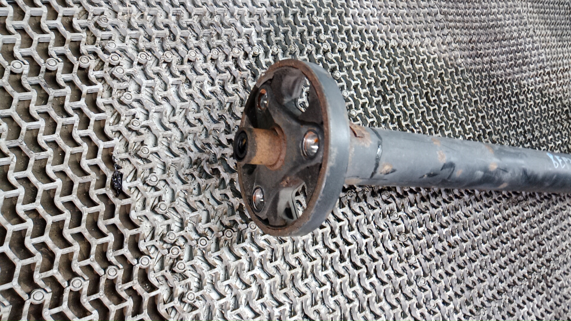 Вал карданный