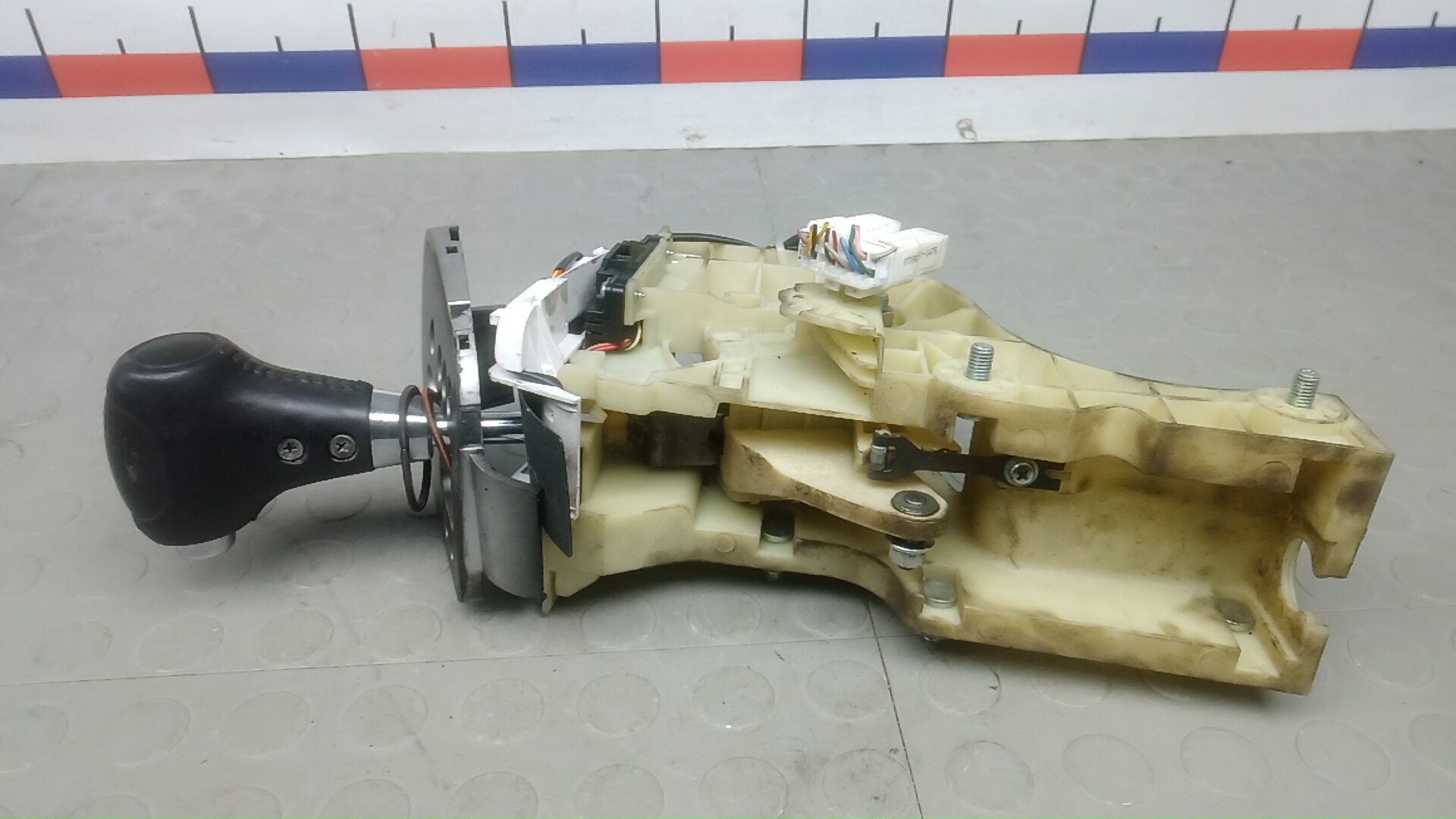 Кулиса МКПП / АКПП