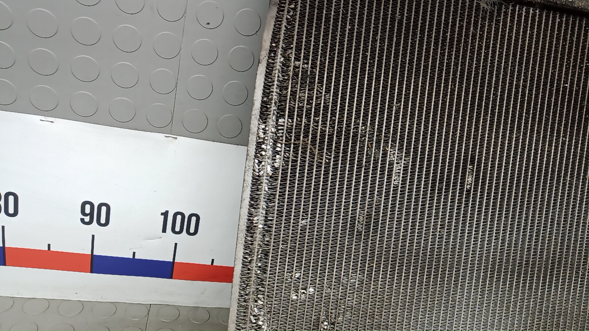 Радиатор охлаждения двигателя основной