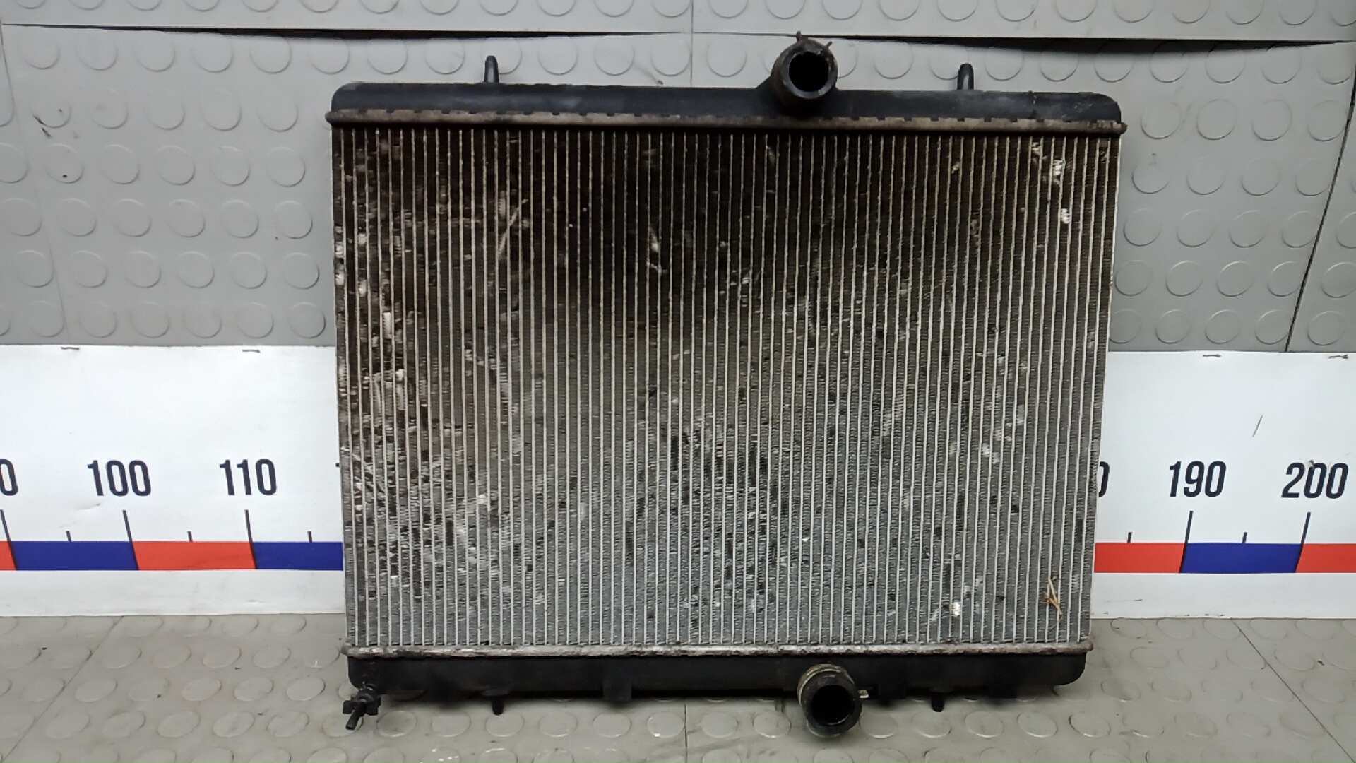 Радиатор охлаждения двигателя основной