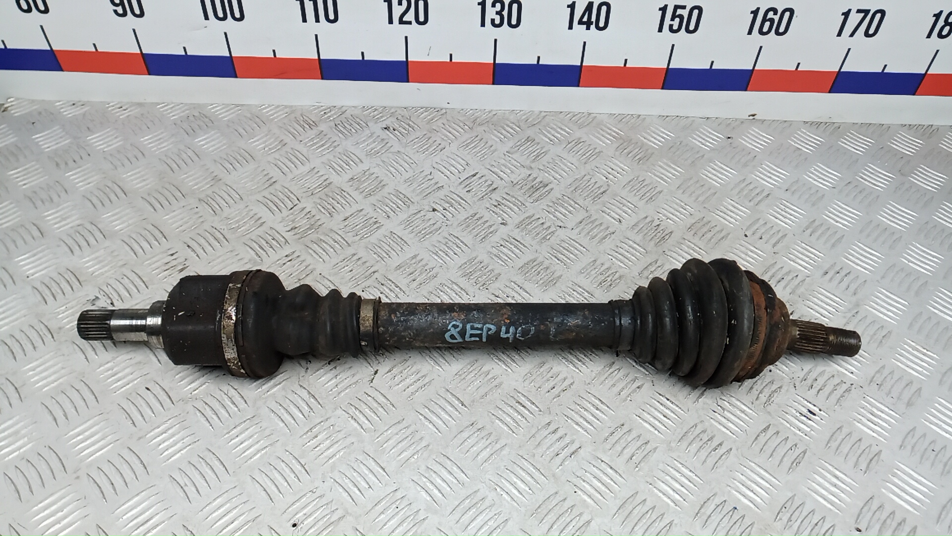 Полуось передняя левая