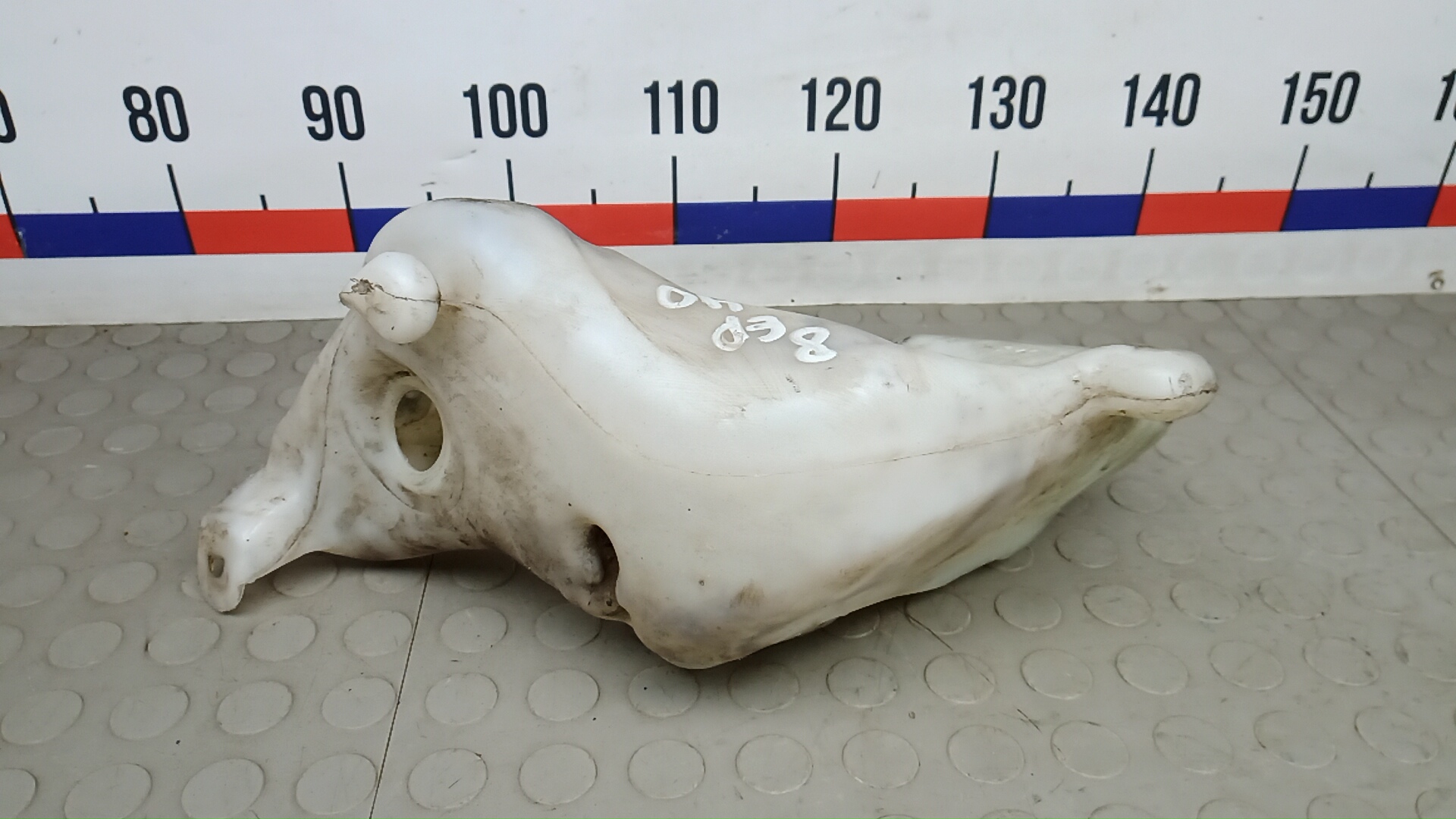 Бачок омывателя лобового стекла