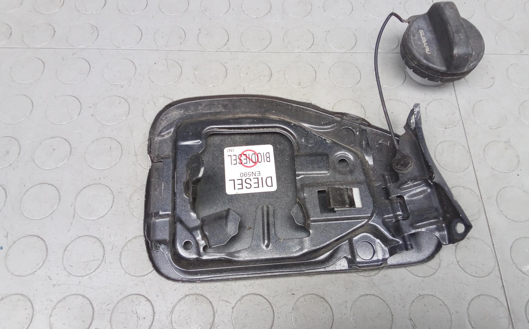 Лючок бензобака