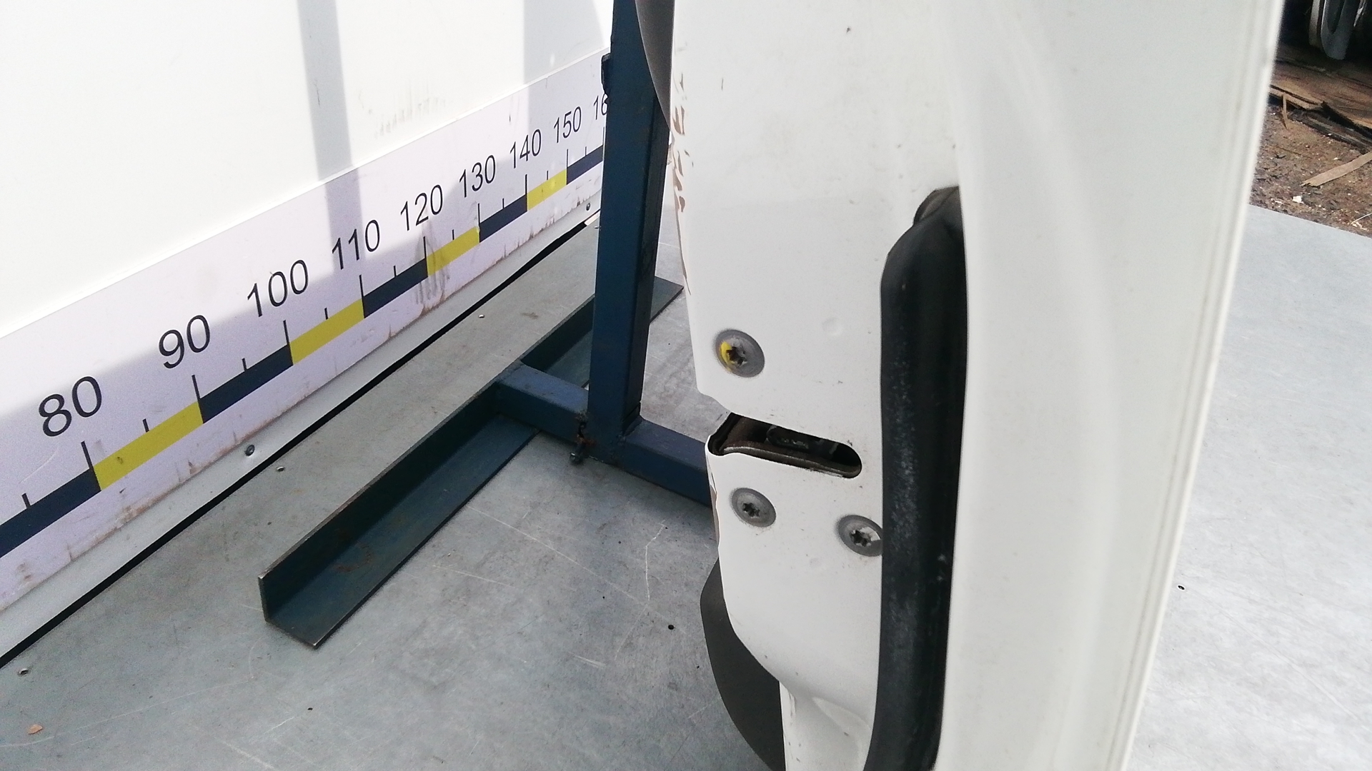 Дверь передняя правая