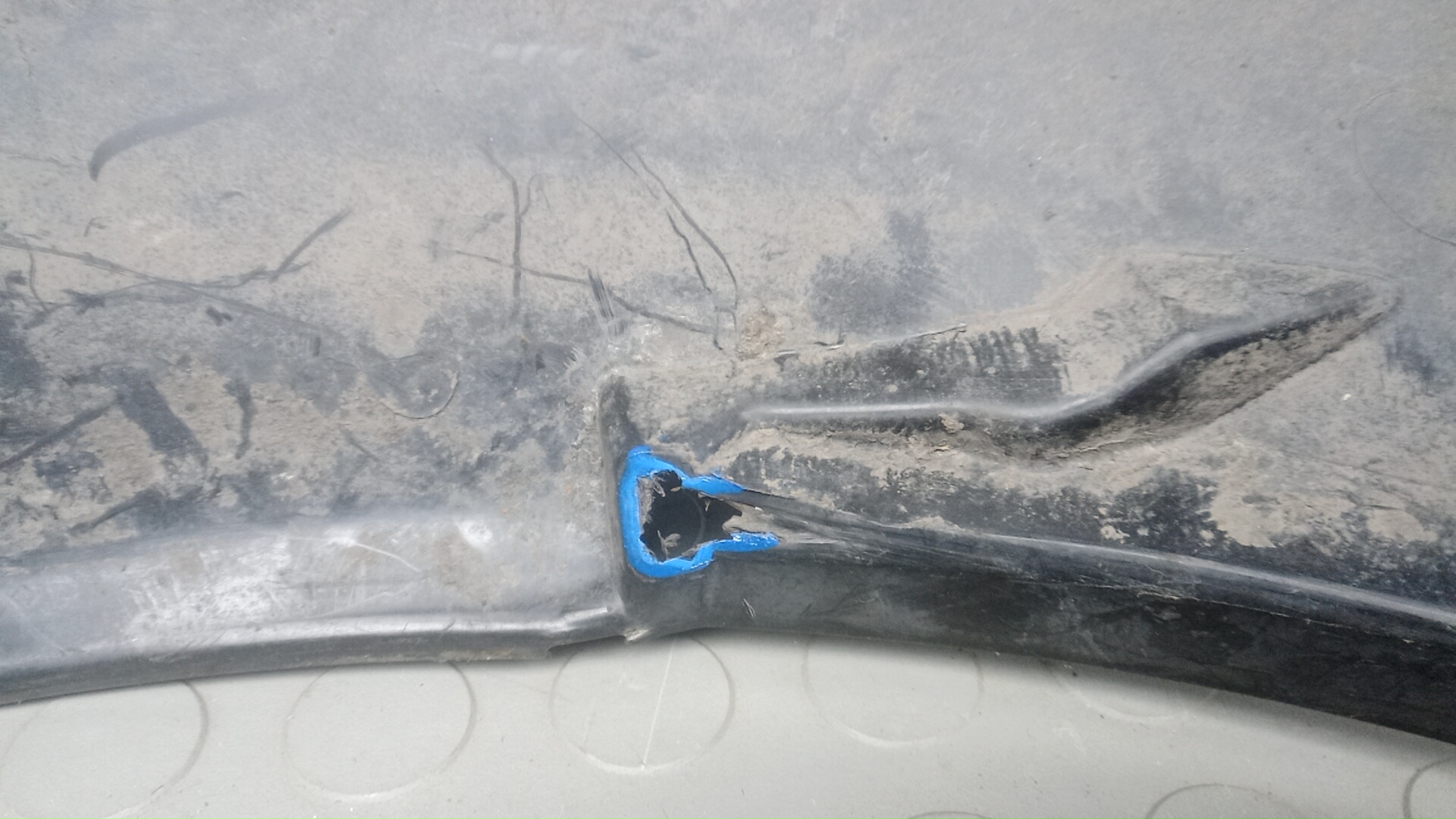 Локер передний левый