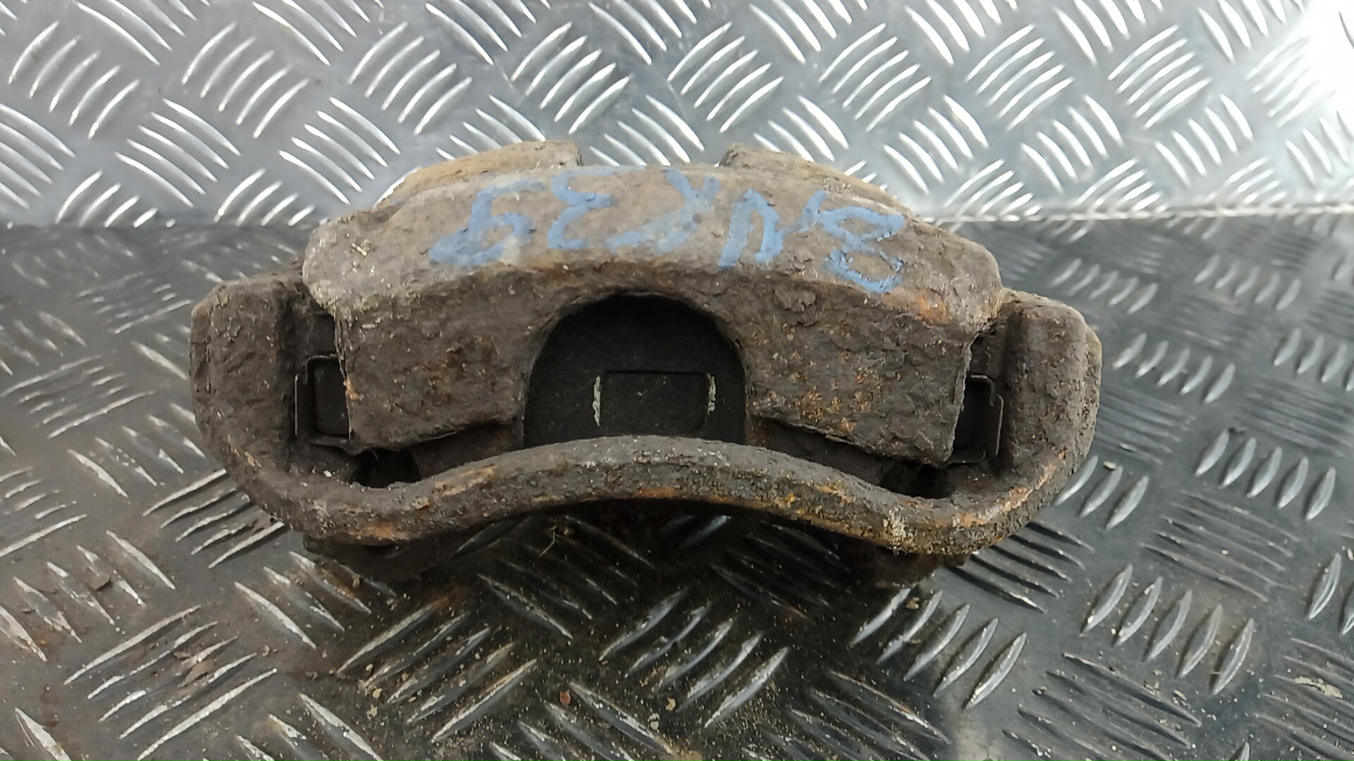 Суппорт задний правый