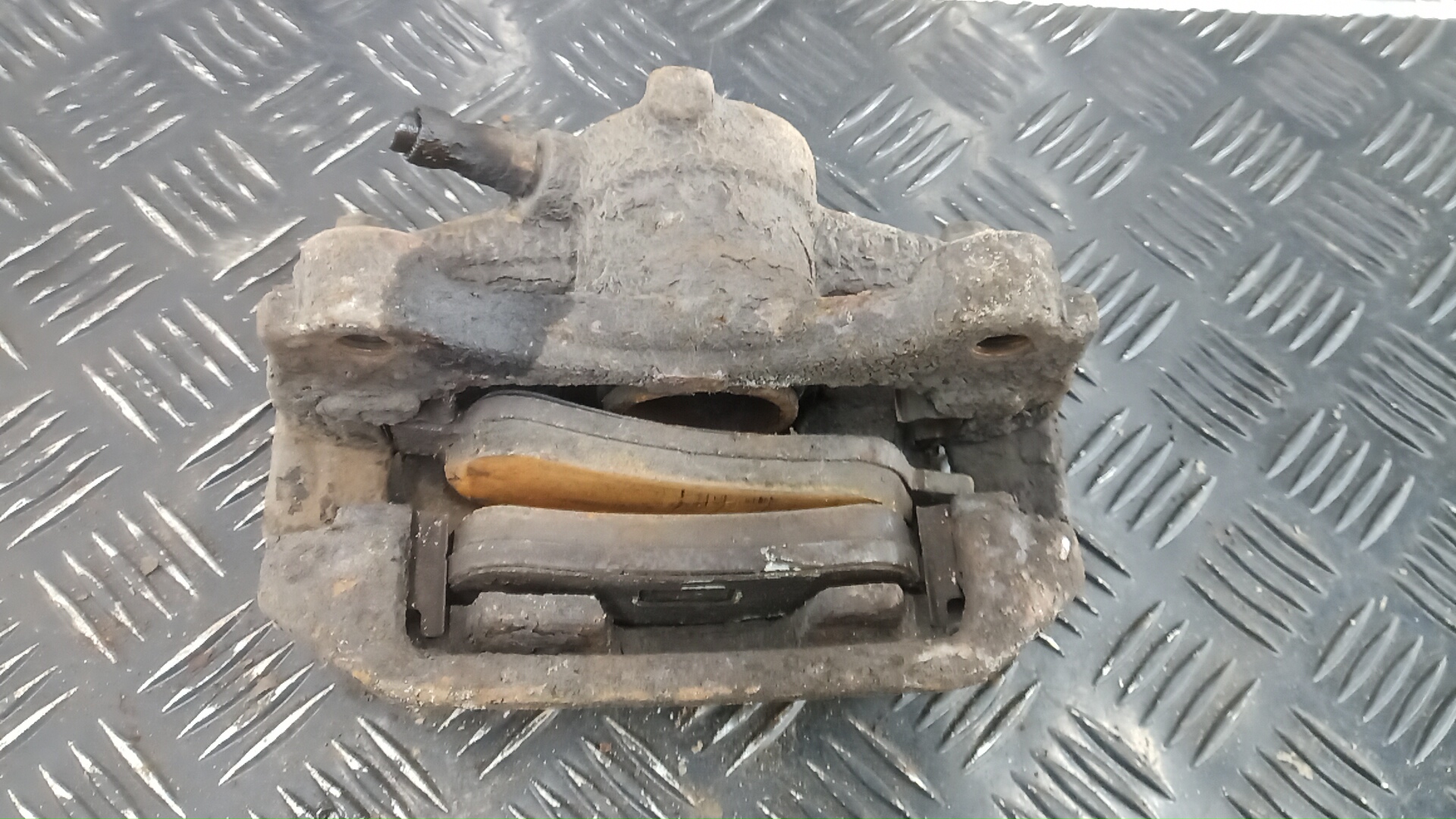 Суппорт задний правый