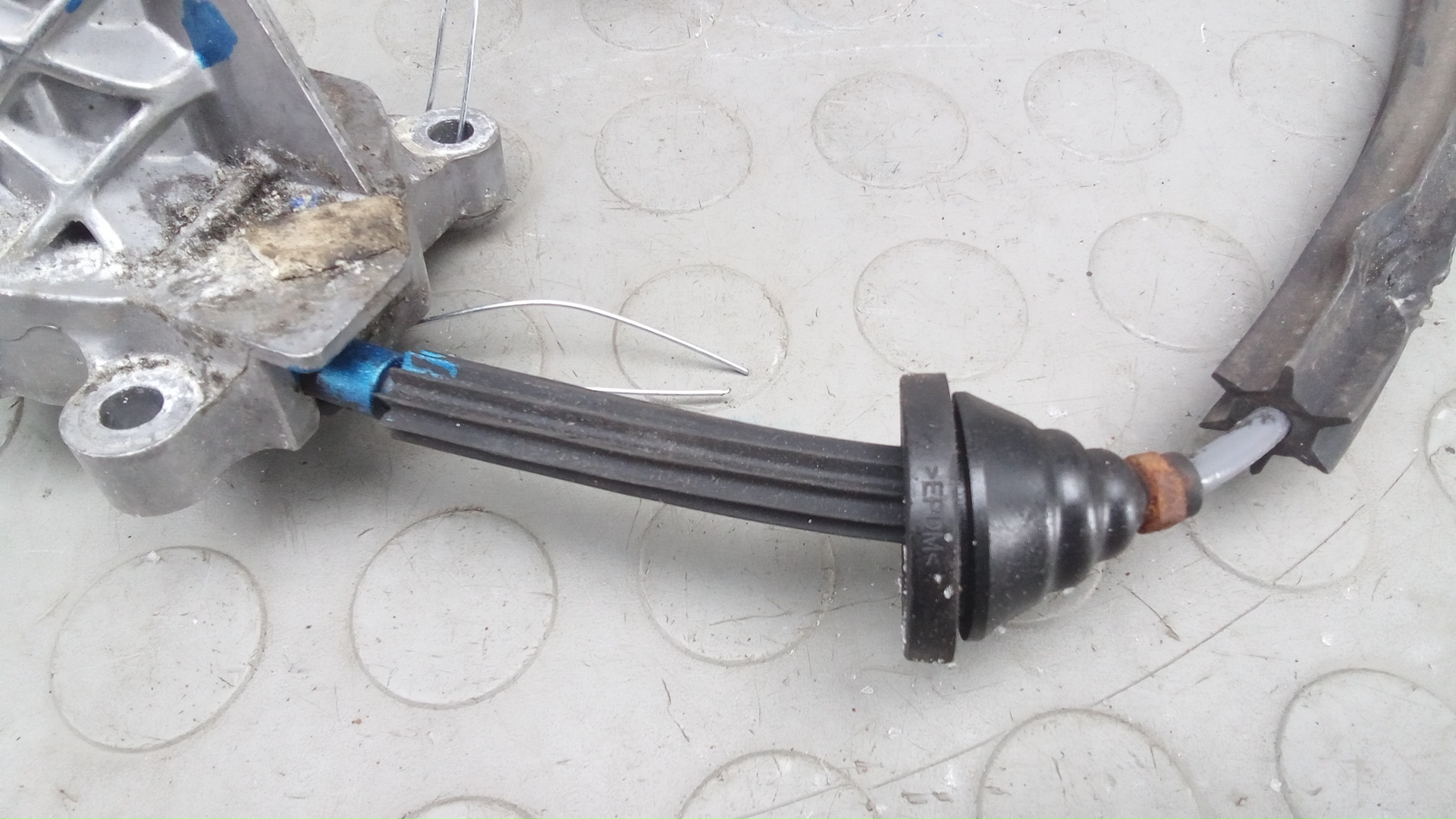 Трос КПП (выбора/переключения передач)