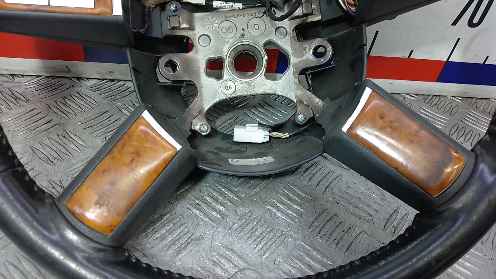 Рулевое колесо (руль)