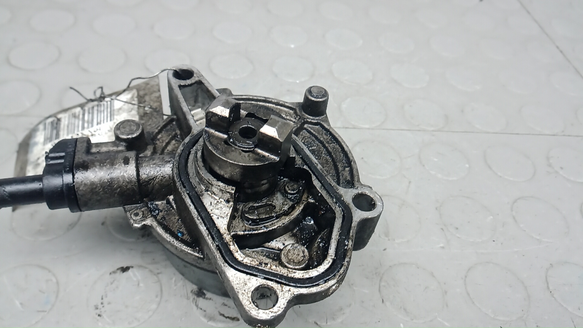 Насос вакуумный