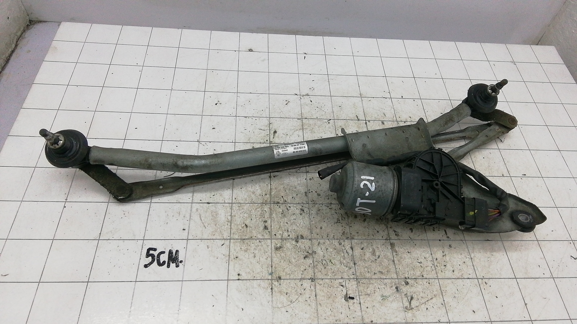 Трапеция стеклоочистителей