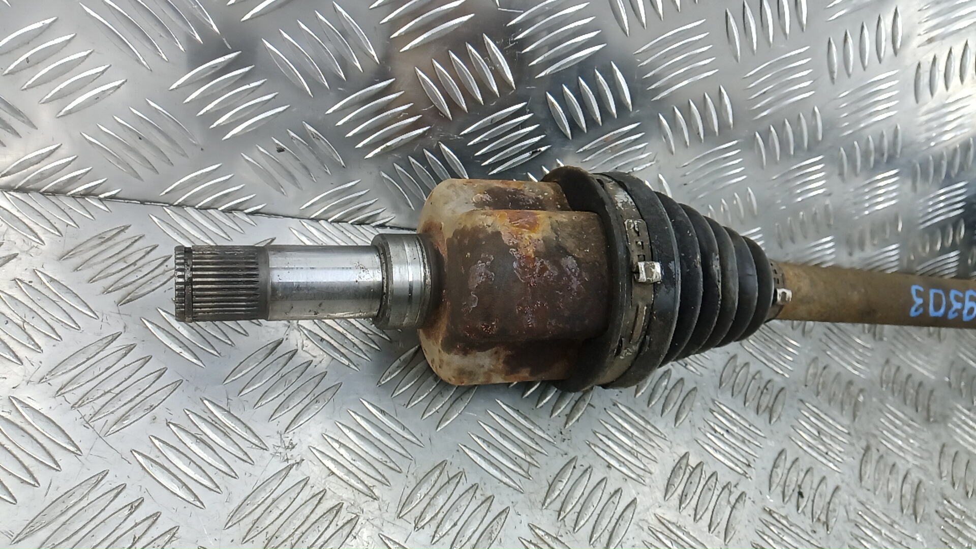 Полуось передняя левая