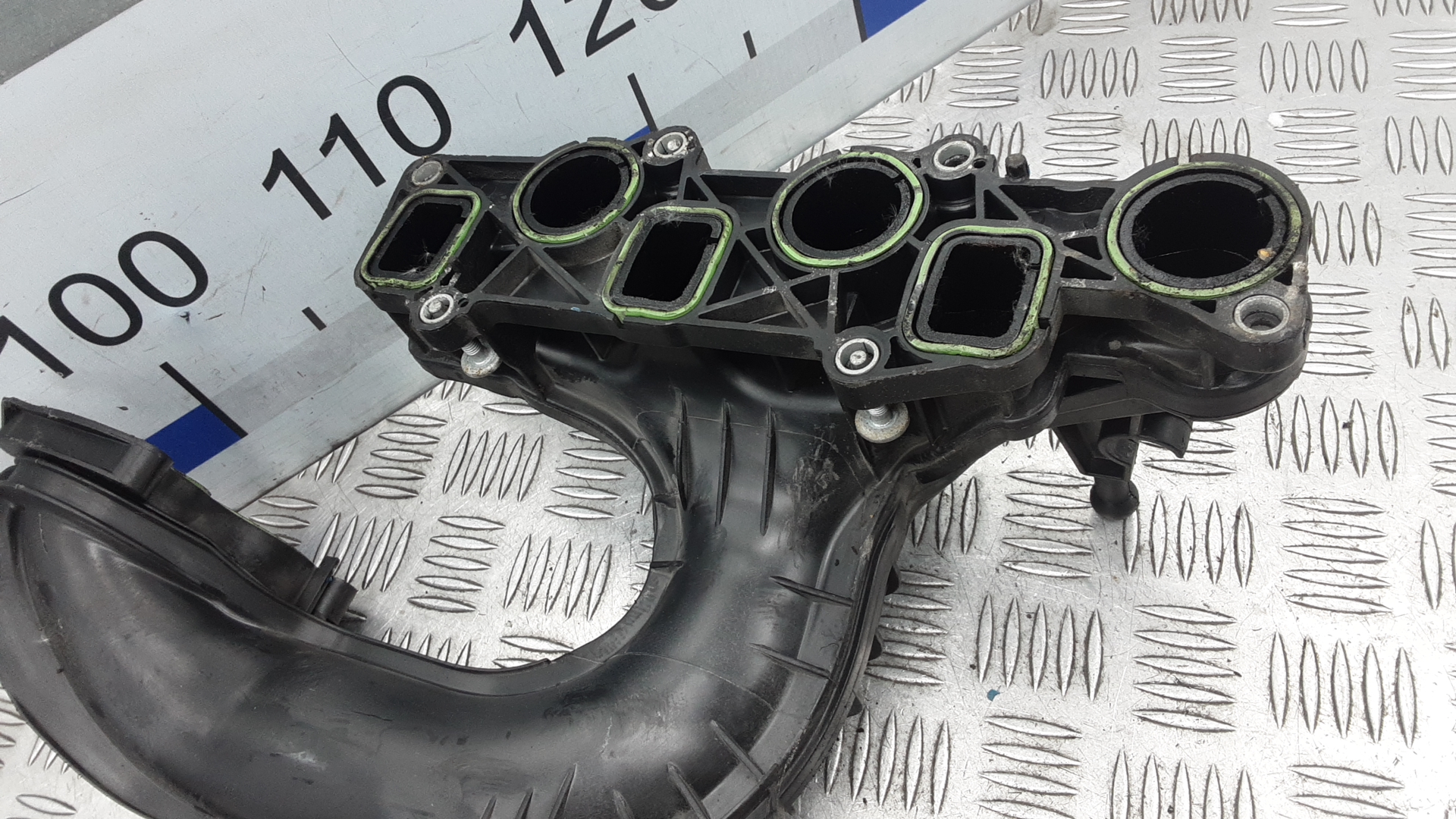 Коллектор впускной