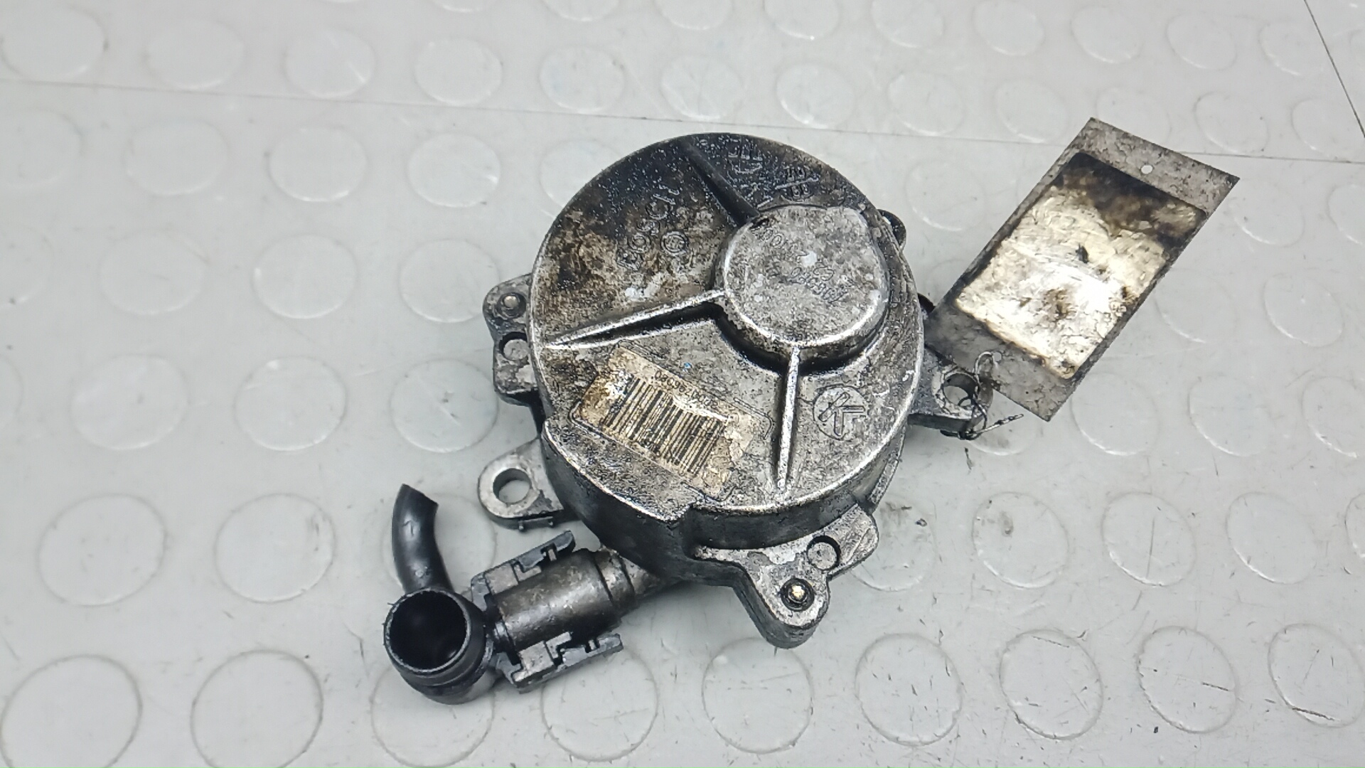 Насос вакуумный