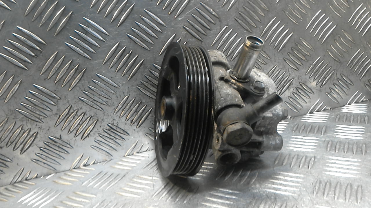 Насос ГУР (гидроусилитель руля)