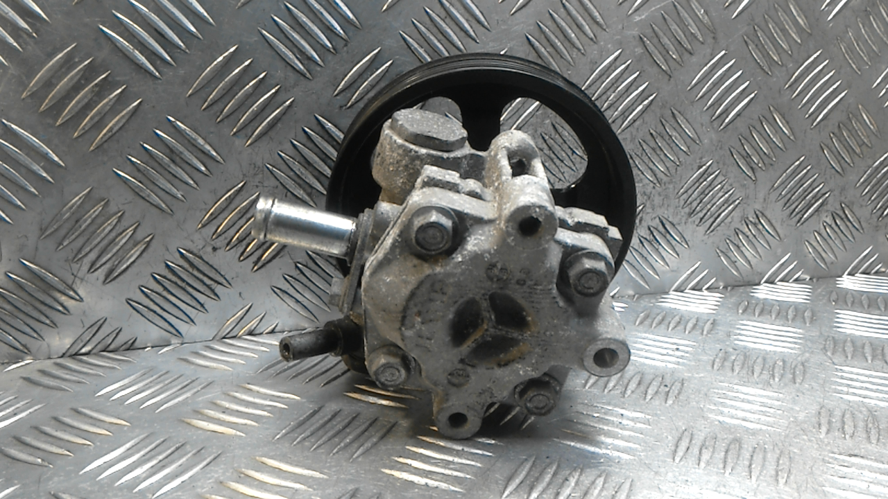 Насос ГУР (гидроусилитель руля)