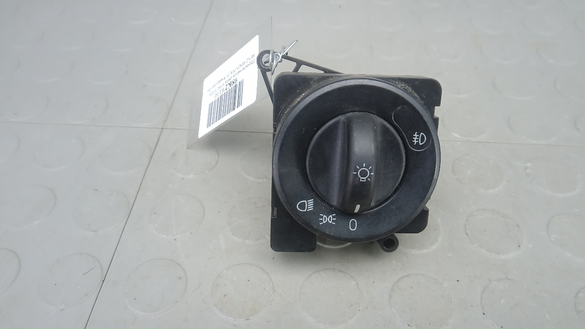 Переключатель света фар