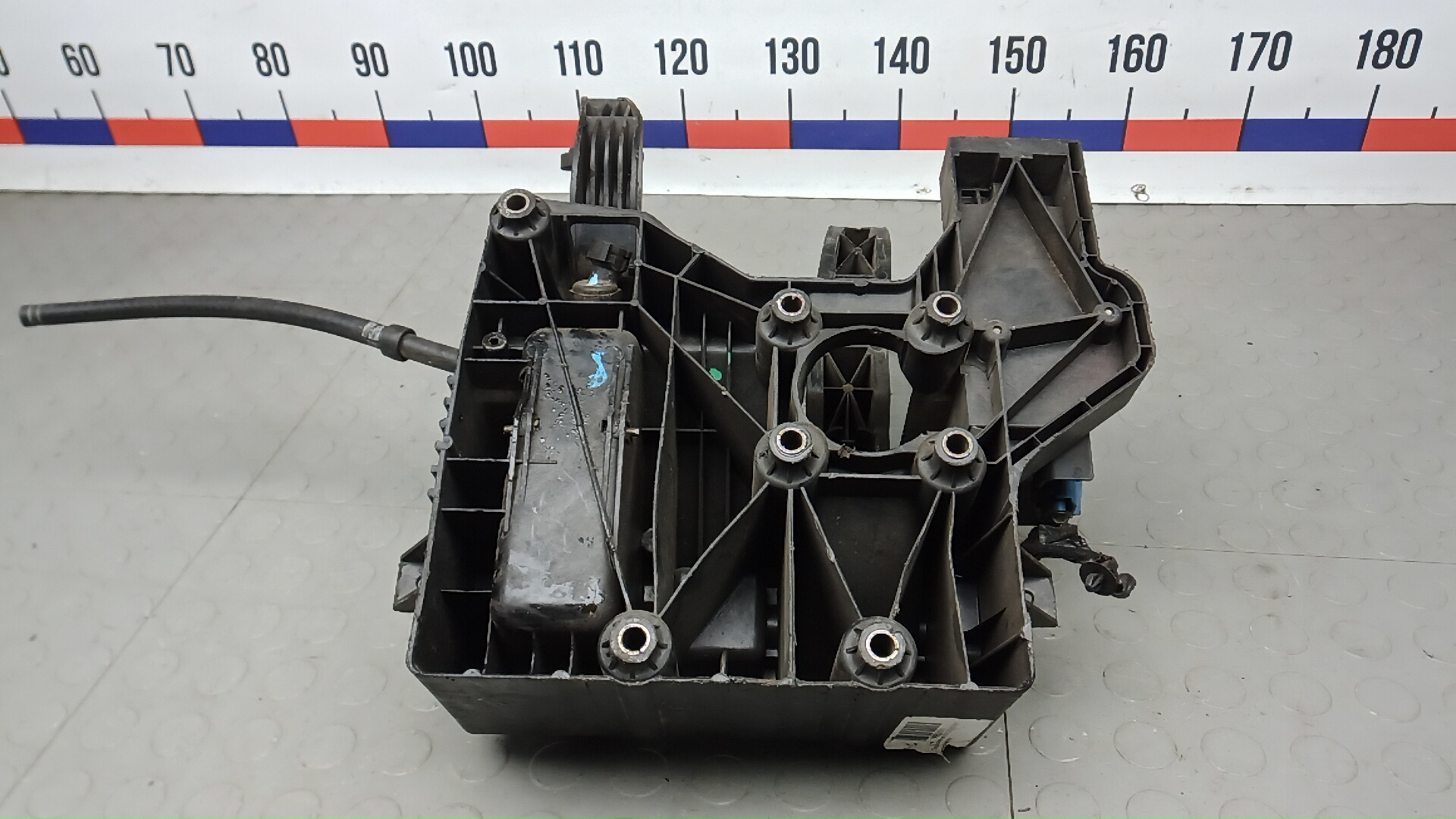 Кронштейн крепления педали