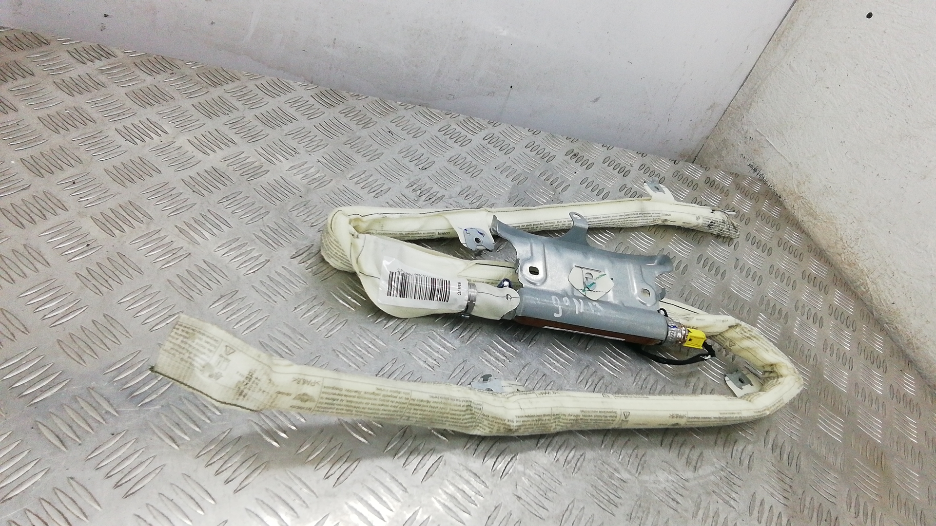 Подушка безопасности боковая (шторка)