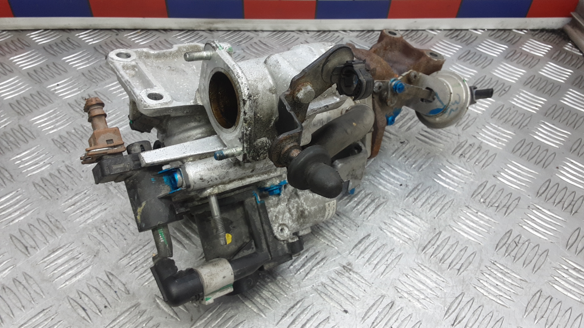 Клапан рециркуляции выхлопных газов (EGR)