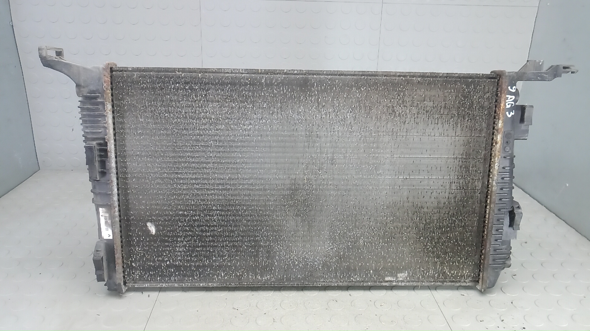 Радиатор охлаждения двигателя основной