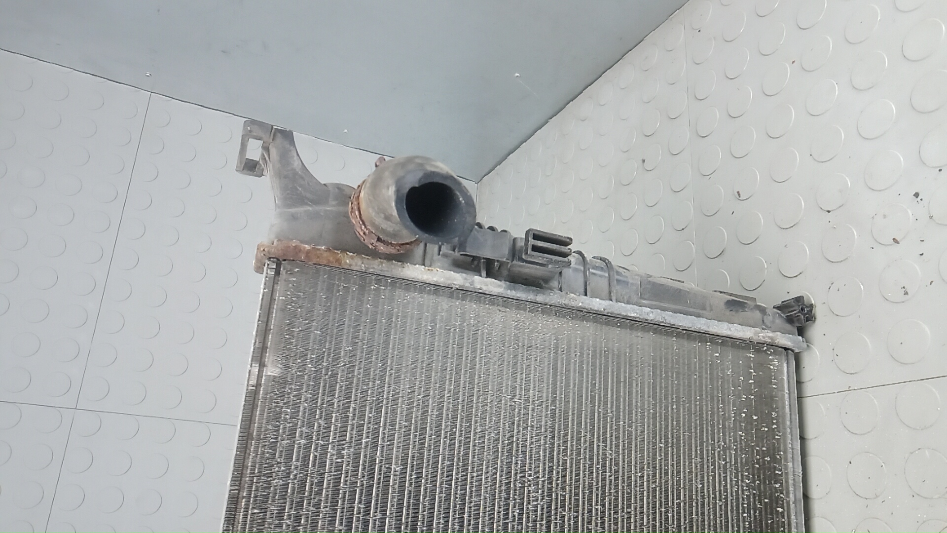 Радиатор охлаждения двигателя основной