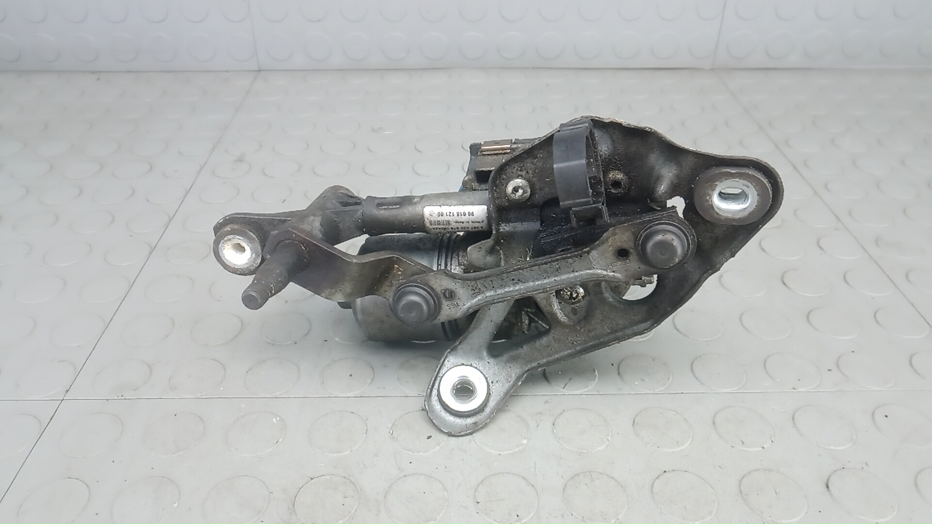 Трапеция стеклоочистителей