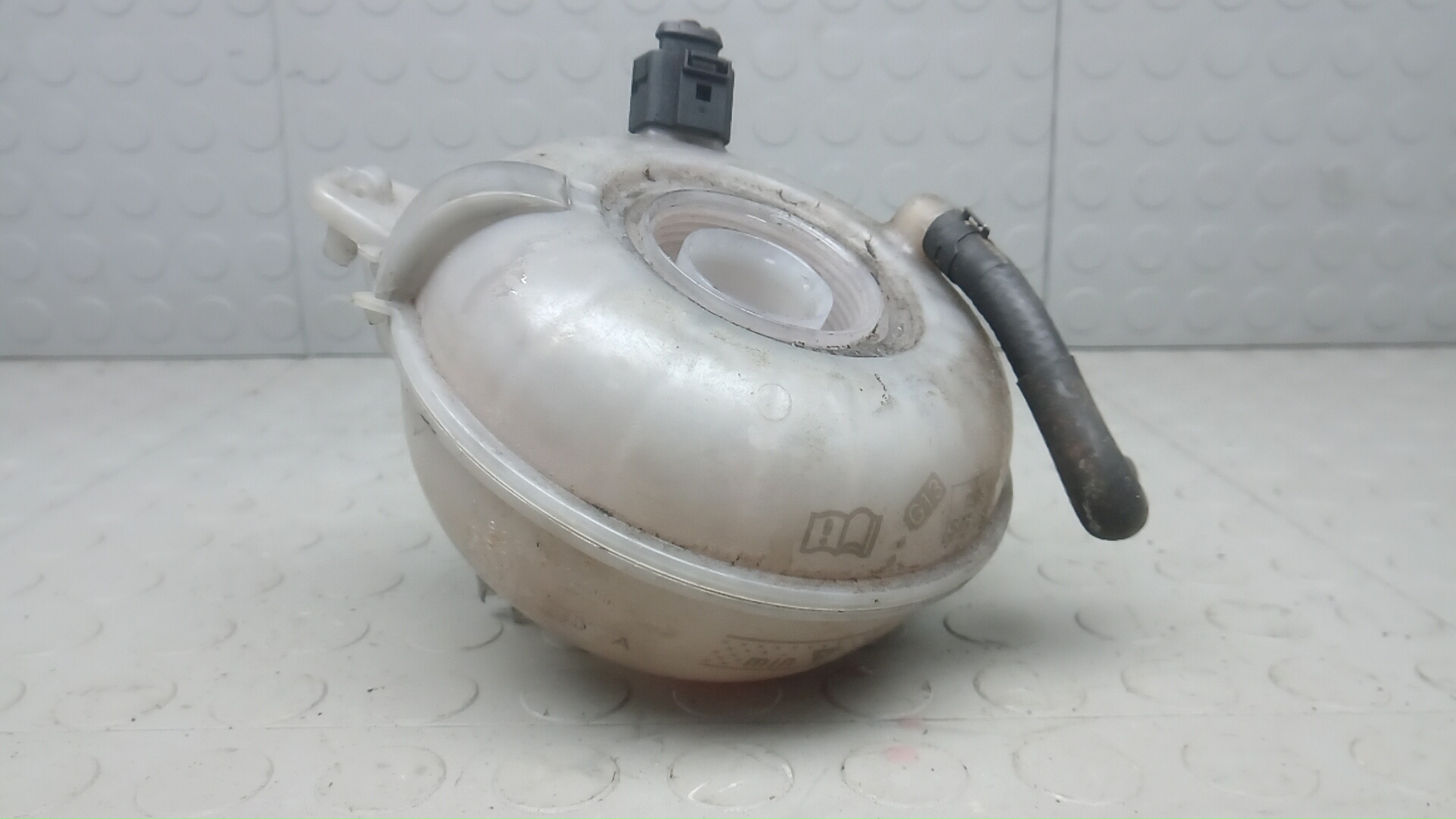 Бачок расширительный