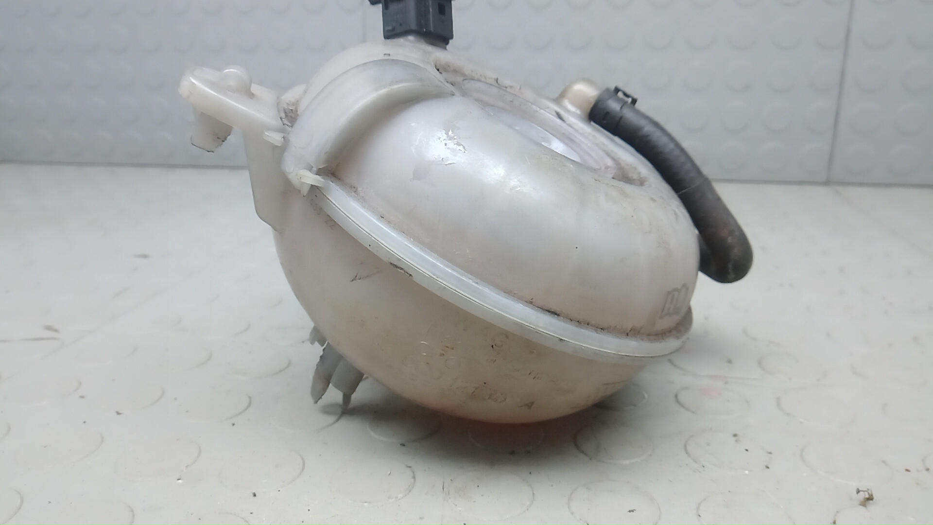 Бачок расширительный