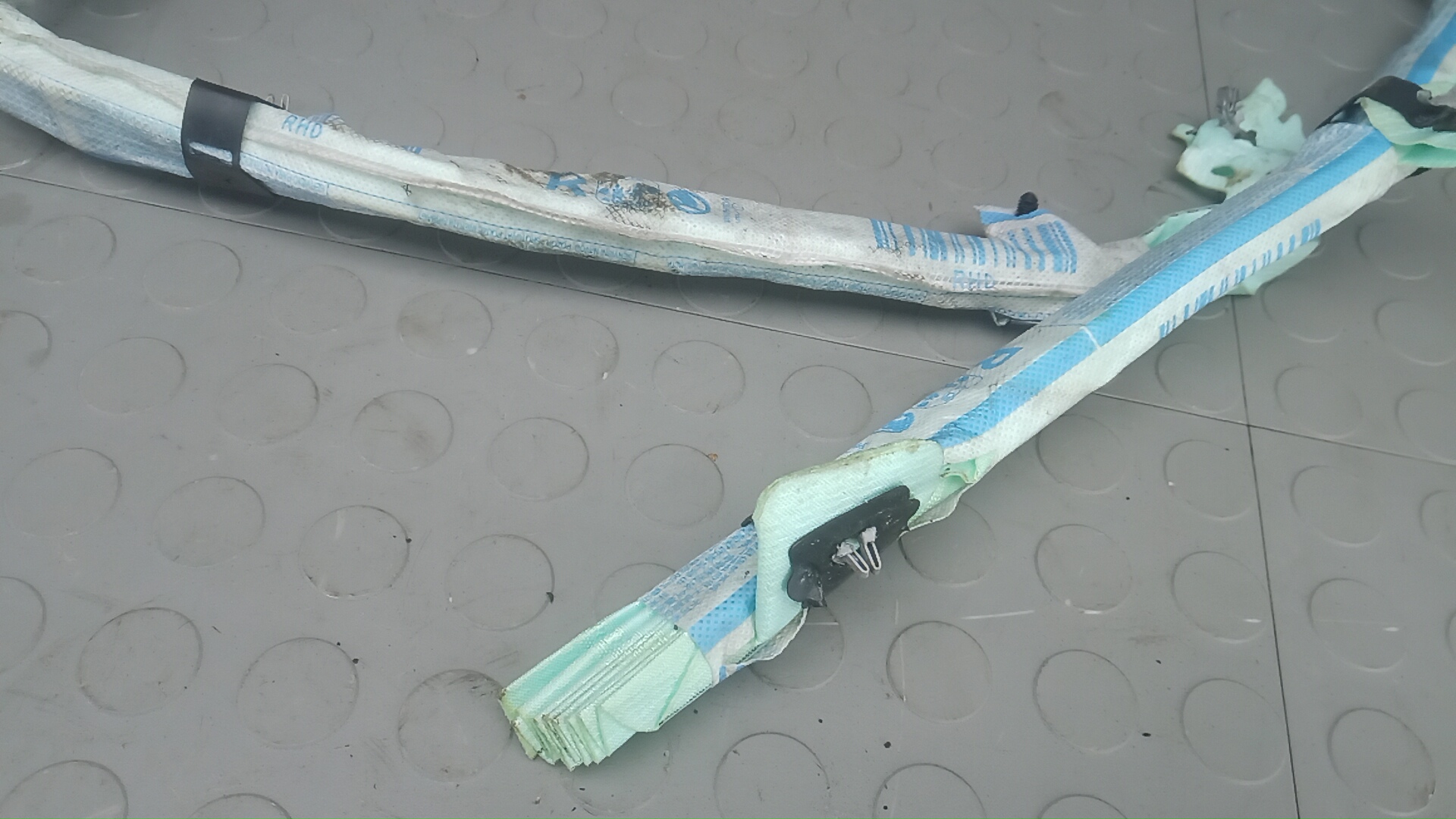 Подушка безопасности боковая (шторка)