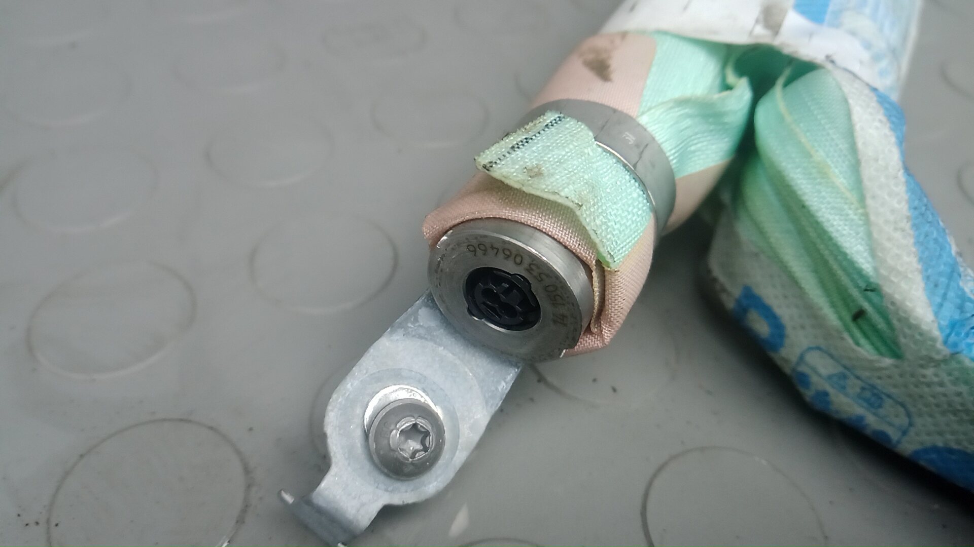 Подушка безопасности боковая (шторка)