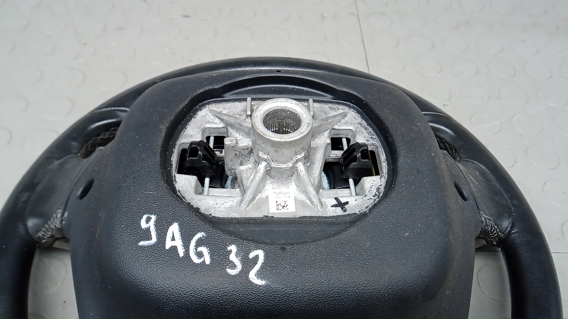 Рулевое колесо (руль)