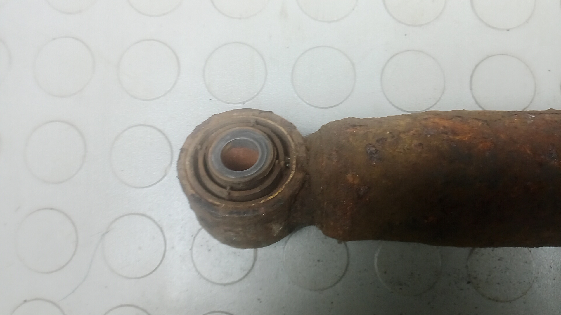 Амортизатор задний (стойка)