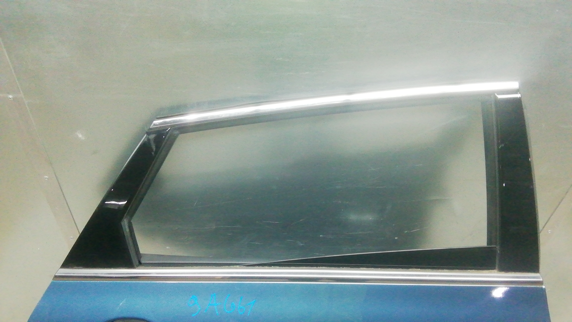 Дверь задняя правая