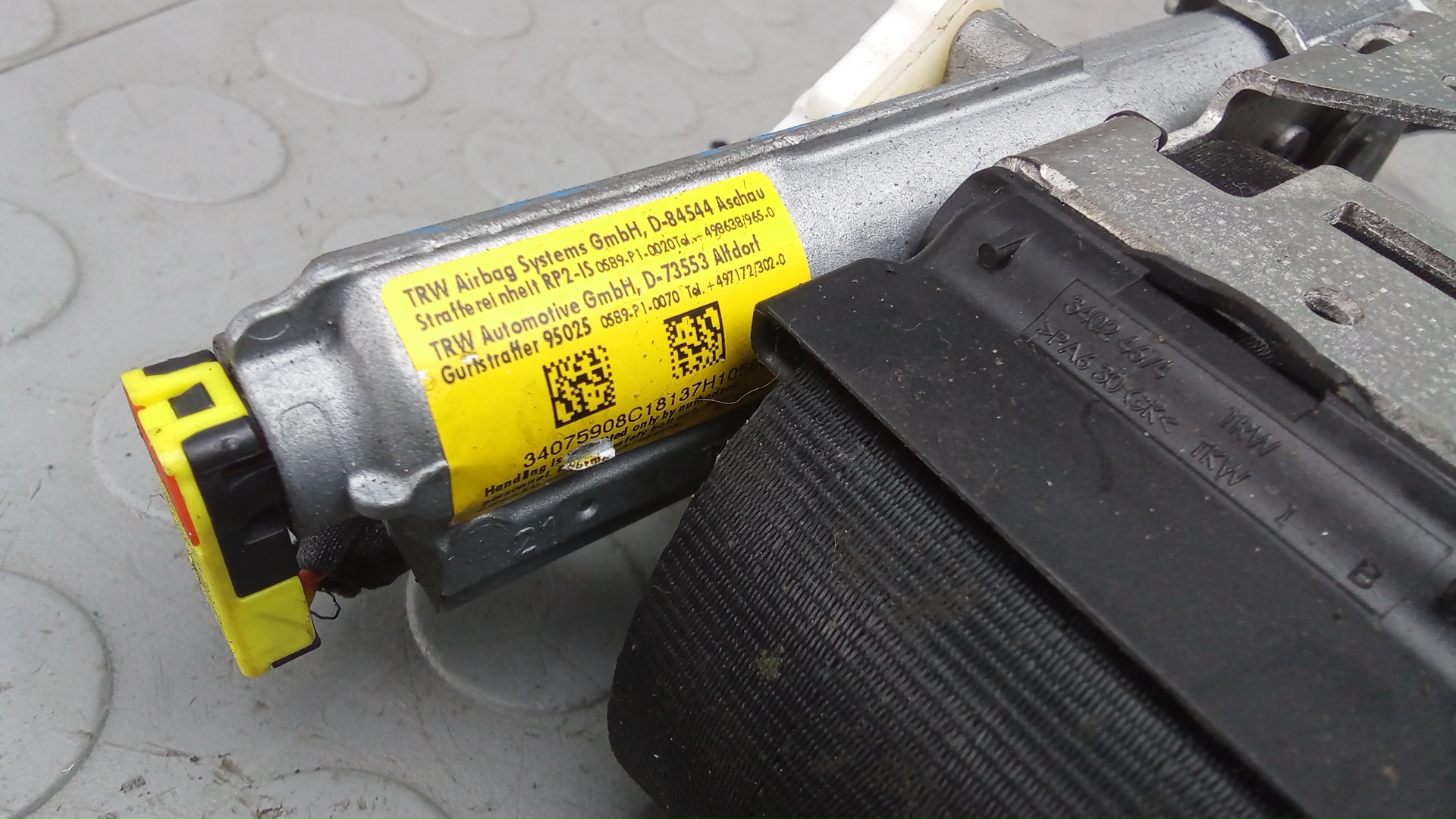 Ремень безопасности с пиропатроном