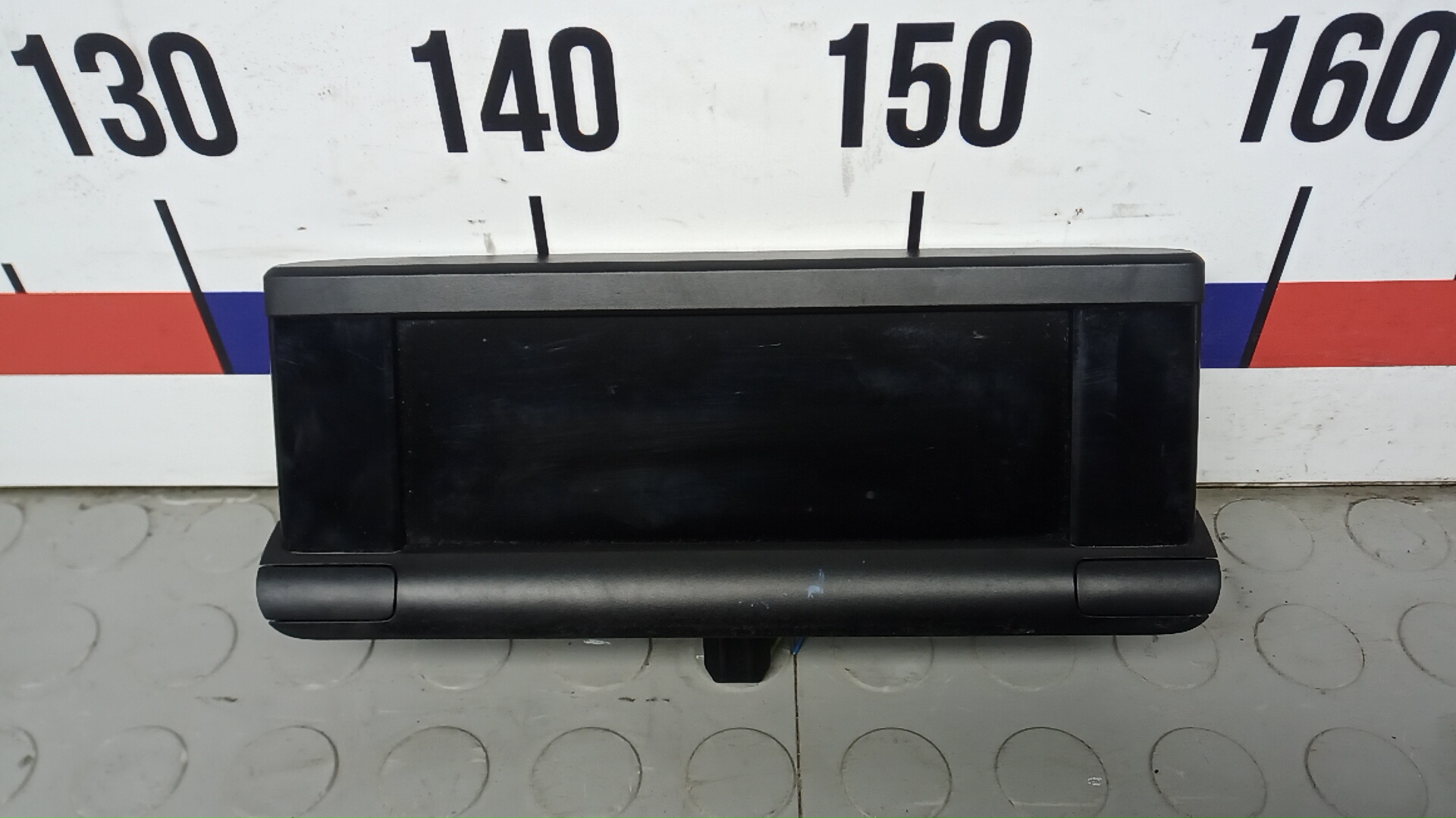 Панель приборов