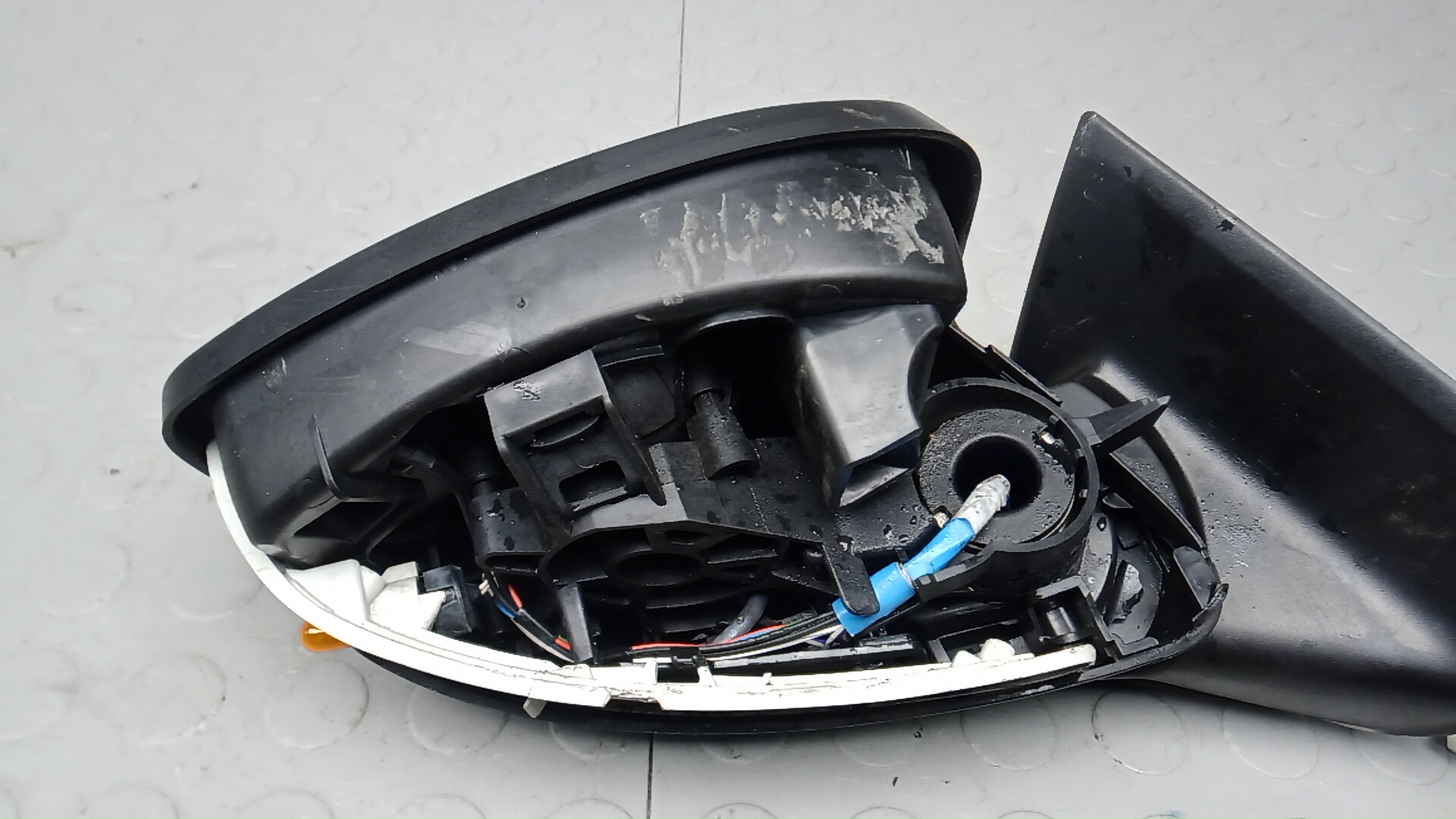 Зеркало правое электрическое