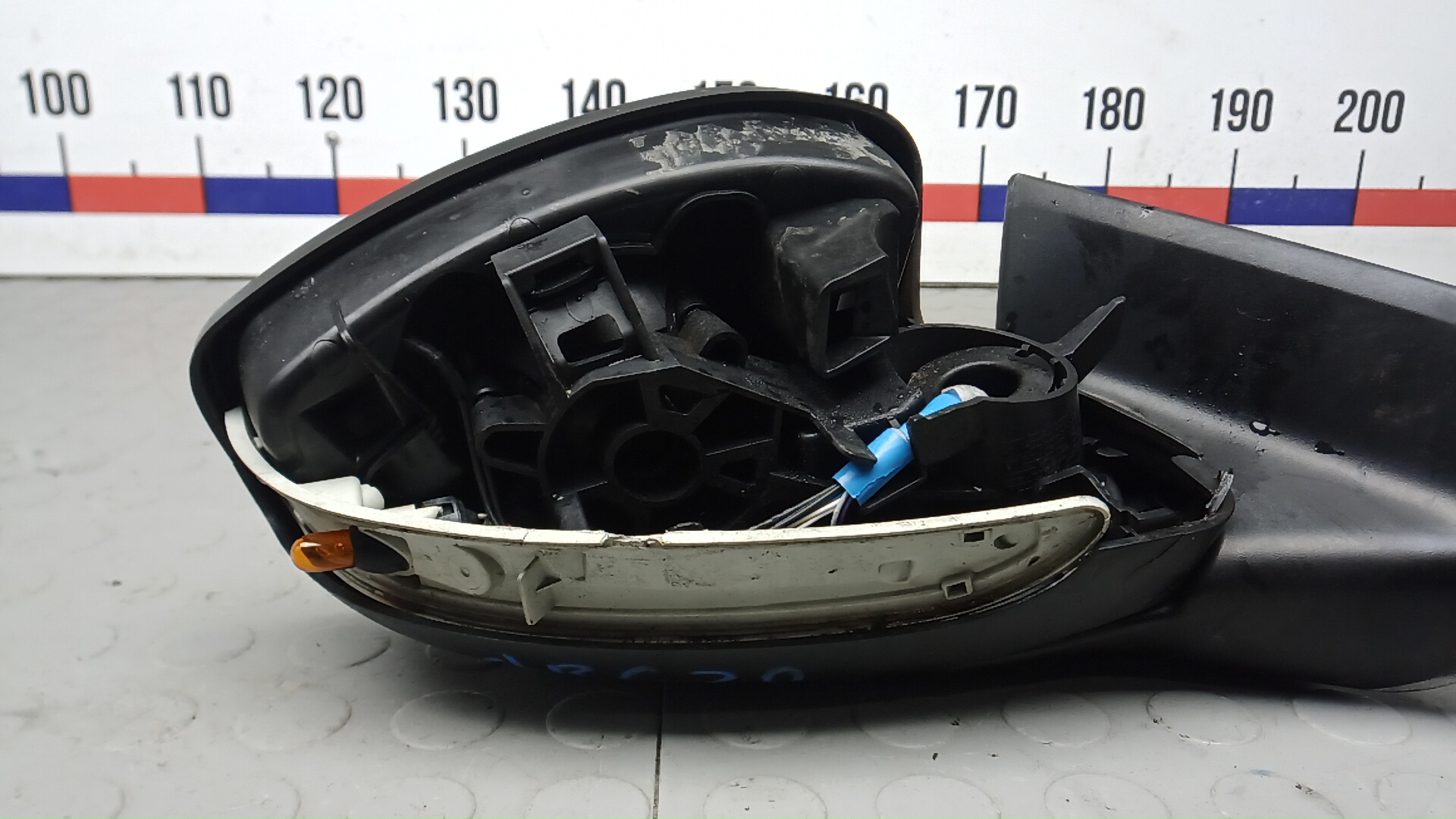 Зеркало правое электрическое